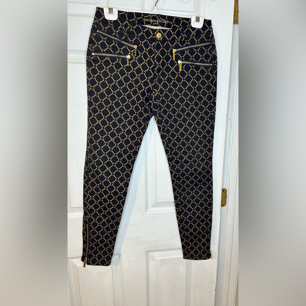 Michael Kors Navy and Gold Chain Skinny Jeans, can be worn for any occasion.